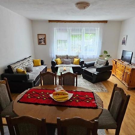 Apartman Naza Kulen Vakuf Esterno foto