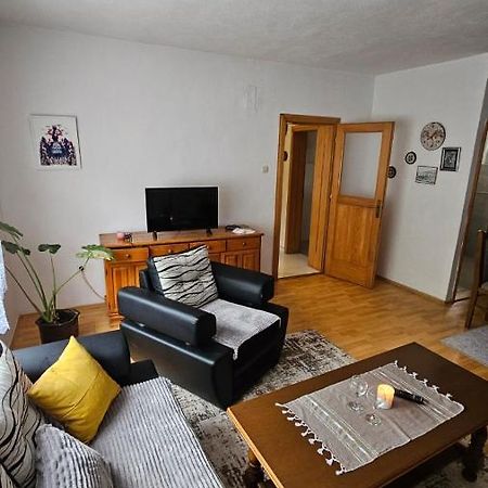 Apartman Naza Kulen Vakuf Esterno foto