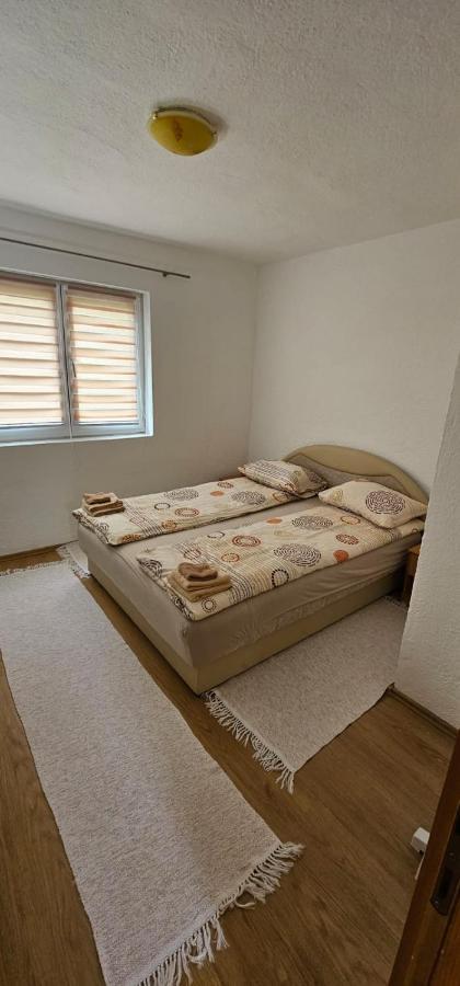 Apartman Naza Kulen Vakuf Esterno foto