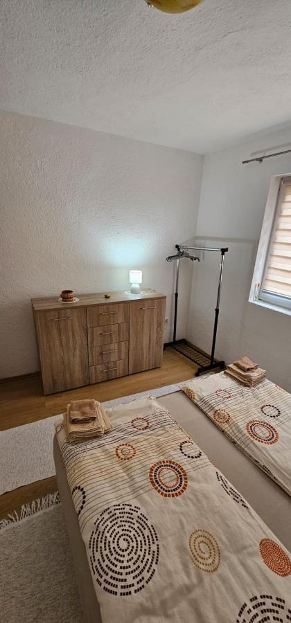 Apartman Naza Kulen Vakuf Esterno foto