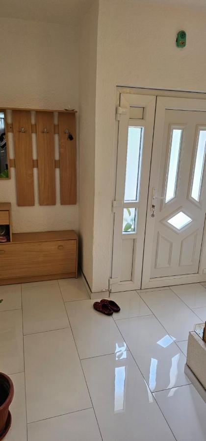 Apartman Naza Kulen Vakuf Esterno foto
