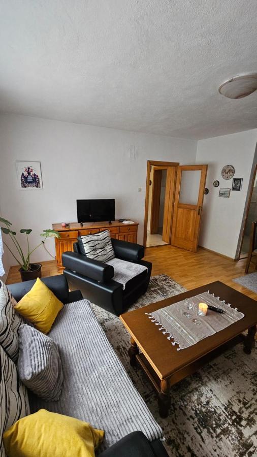 Apartman Naza Kulen Vakuf Esterno foto